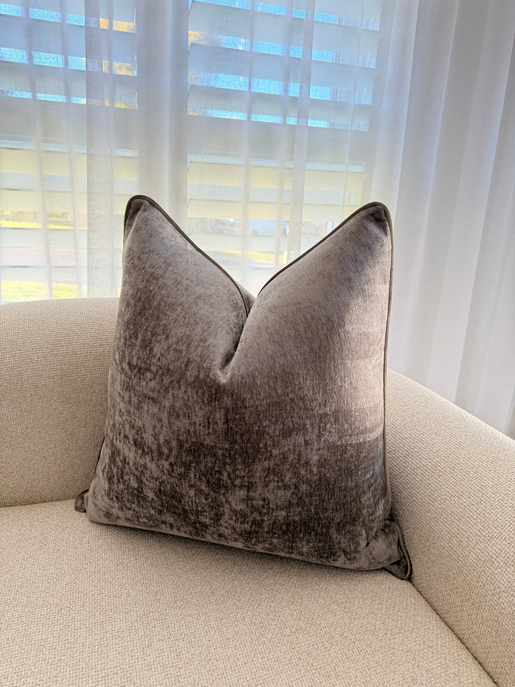 Berryl Velvet 55x55Cushion Cover