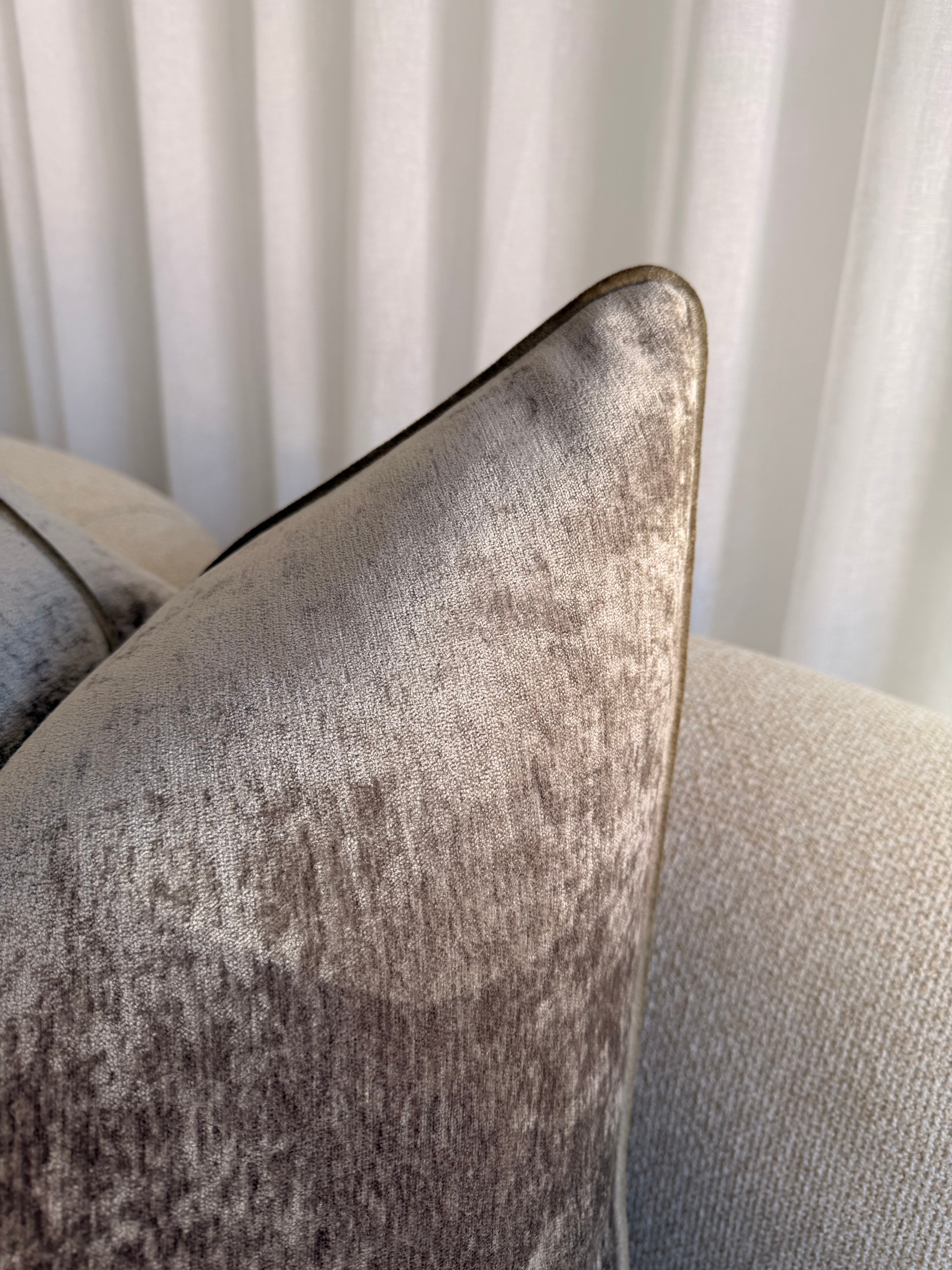 Berryl Velvet 55x55Cushion Cover