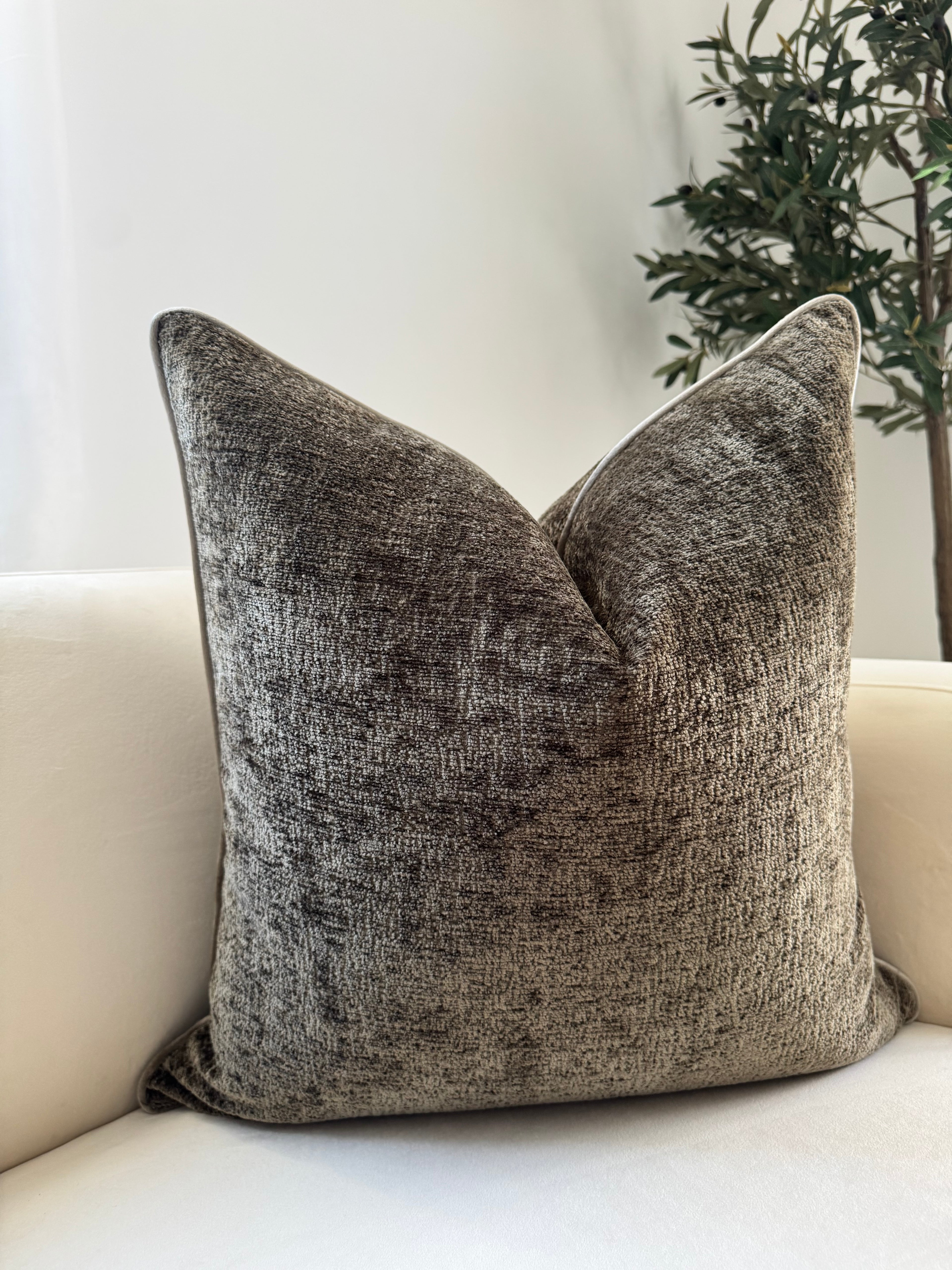 Forest velvet Cushion Cover 55x55cm