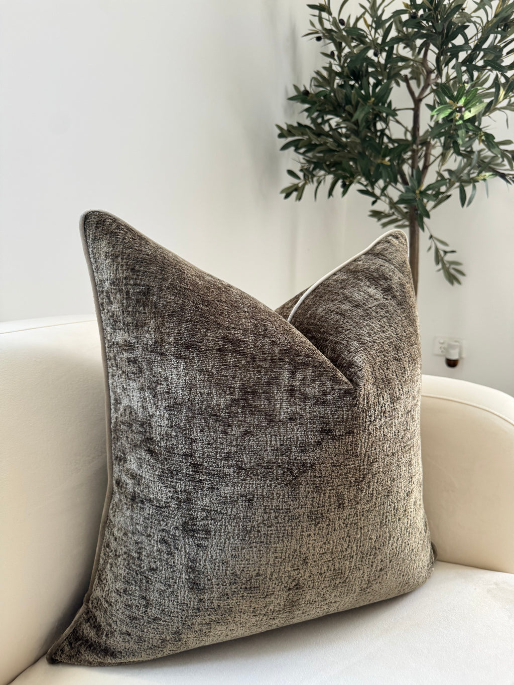 Forest velvet Cushion Cover 55x55cm