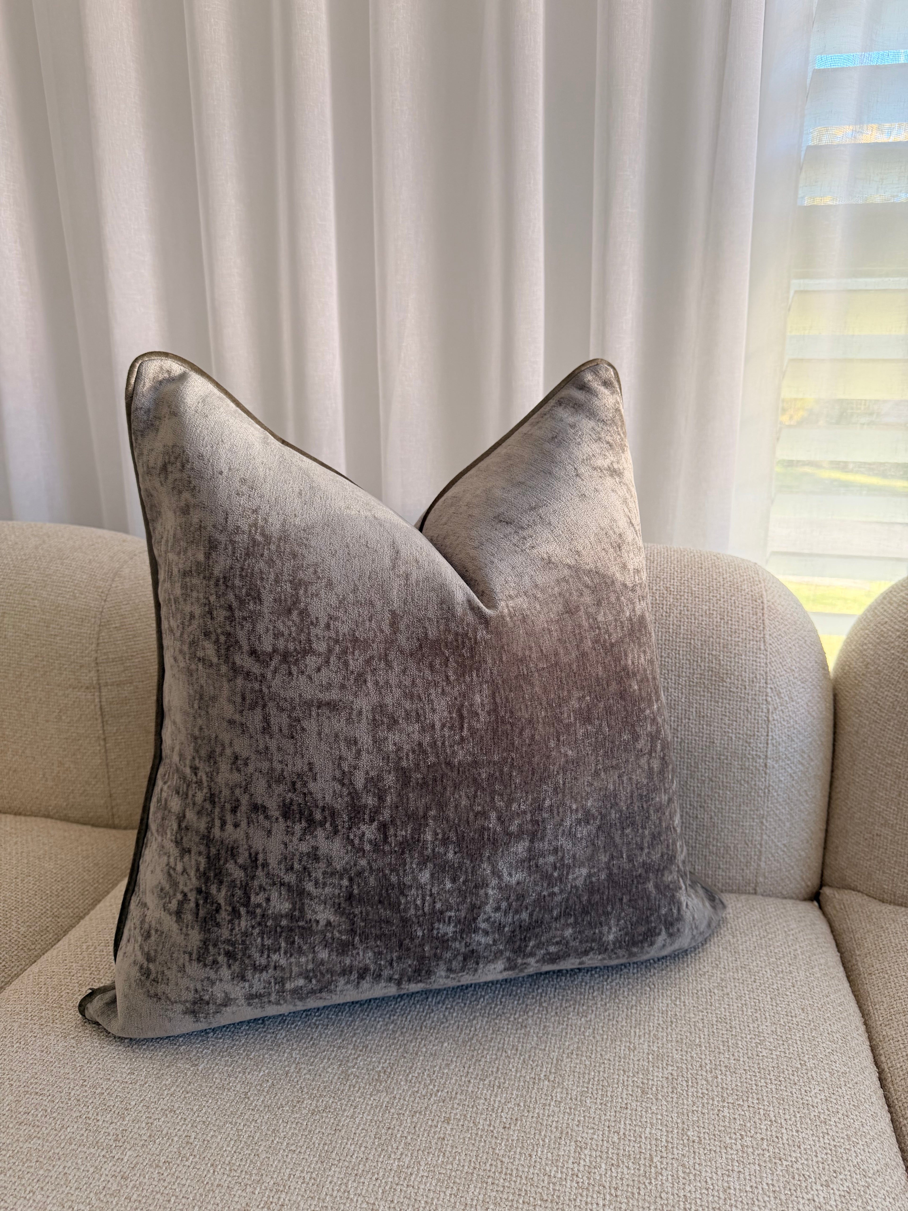 Berryl Velvet 55x55Cushion Cover